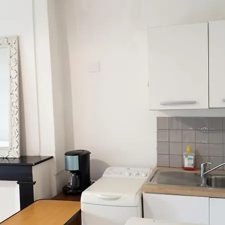 Centre Beziers, Gare Routiere Appartement